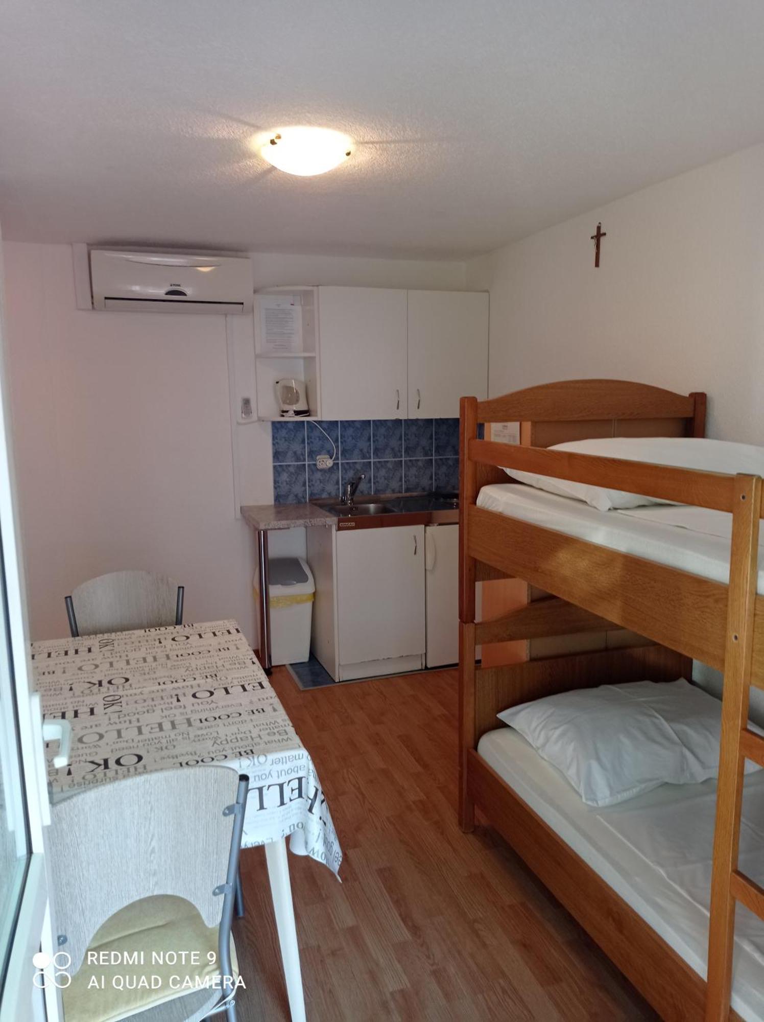 Apartments Mihovil Omiš Quarto foto
